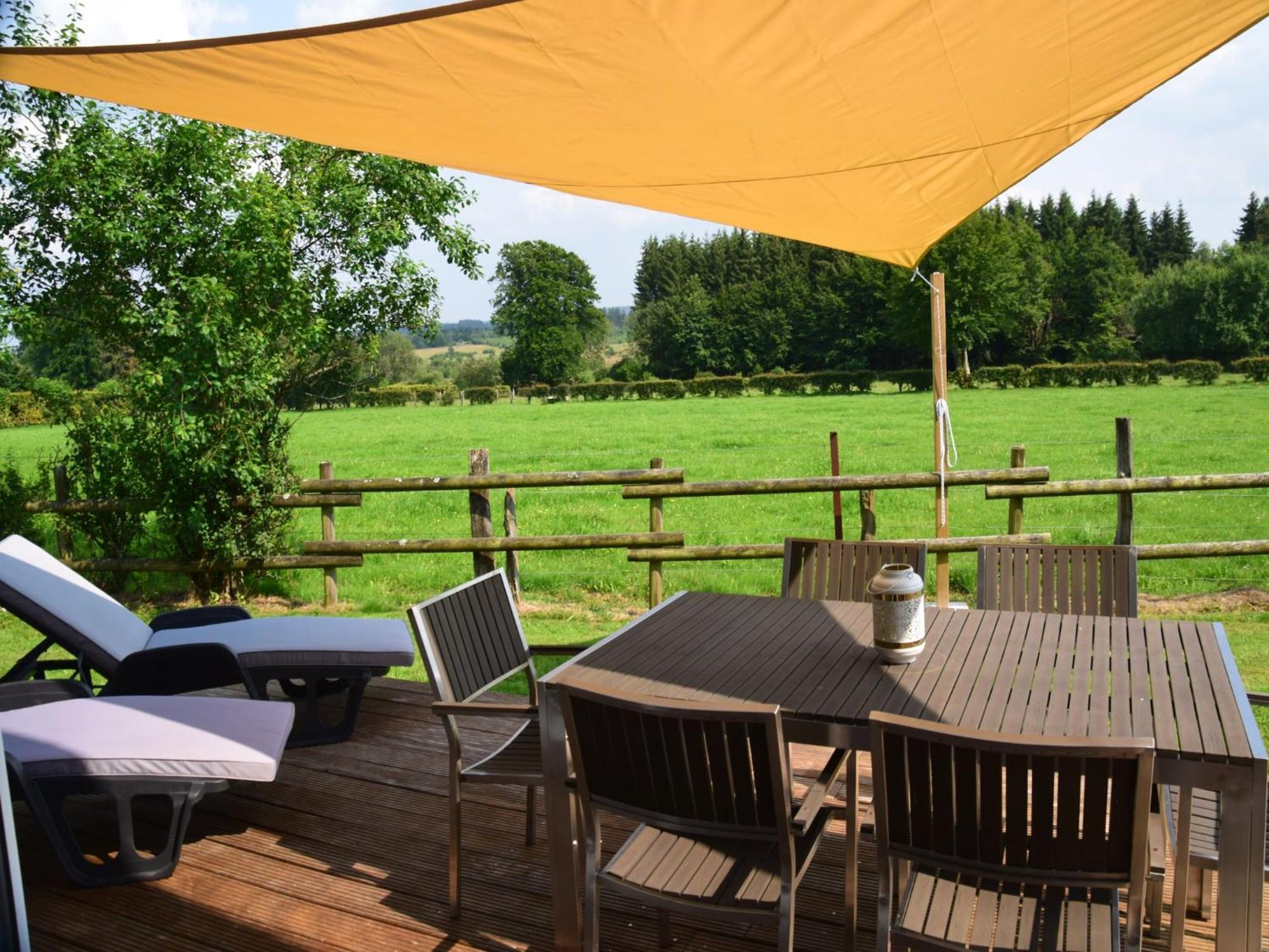 Picture Perfect Holiday Home In Sourbrodt With Garden Bbq Exterior foto
